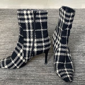BURBERRY Ankle Boots, Womens size 8.5